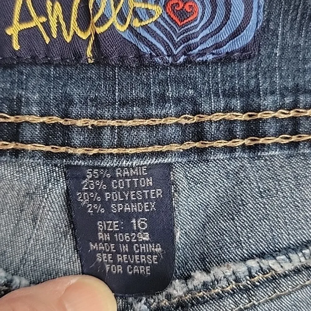Angels Bermuda blue denim stretch jean shorts Women's Size 16 - Picture 10 of 13